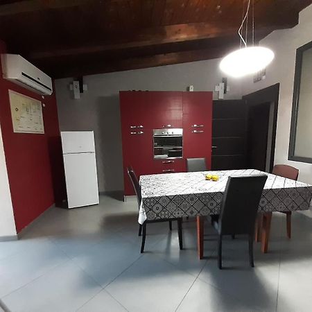Tonnara House And Holiday 아볼라 외부 사진